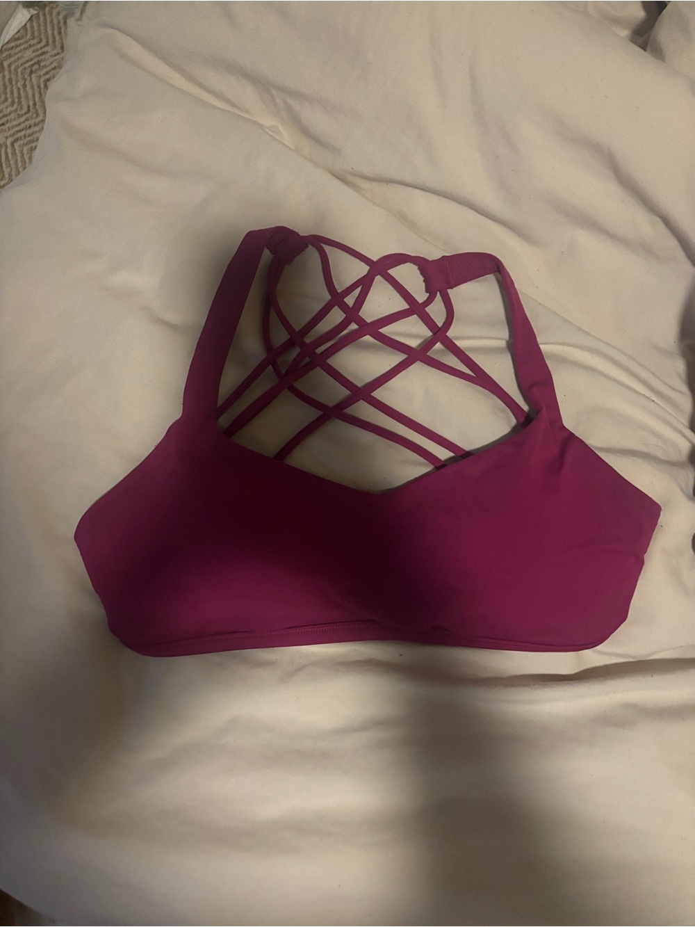 Lululemon Free to be Bra Magenta